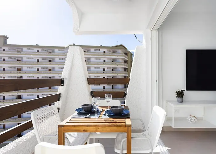 شقة Home2book Stylish Ocean View *